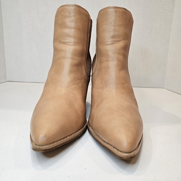 Oasis Society Boots Women's Size 9 Tan Leather High Heel Slip On Pointed Toe - Picture 5 of 6